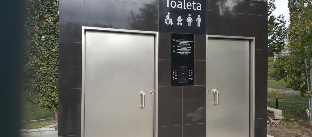 Nowoczesne toalety we wrocławskich parkach. Po 20 minutach włączy się w nich alarm