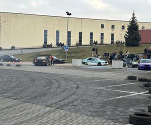 Finał WOŚP w Olsztynie. Występy artystyczne w Kortosferze i driftowanie na parkingu UWM