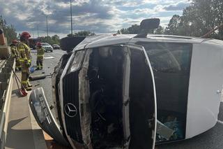 Dramatyczny wypadek autokaru w Warszawie! Ranne są dzieci 