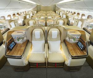 Nowe trasy linii Emirates. Do tych miejsc polecimy odnowionytmi samolotami Boeing i Airbus