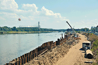 Prace na bulwarach idą pełną parą