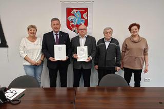 Umowy na dotacje do inwestycji w ogródkach działkowych zostały podpisane w Urzędzie Miasta Siedlce