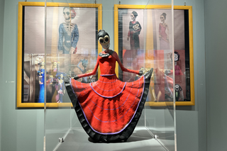 Śmierć, praca,zabawa. Elbląskie Muzeum w kolorach Meksyku