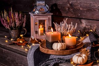 Jesienne dekoracje balkonu i tarasu