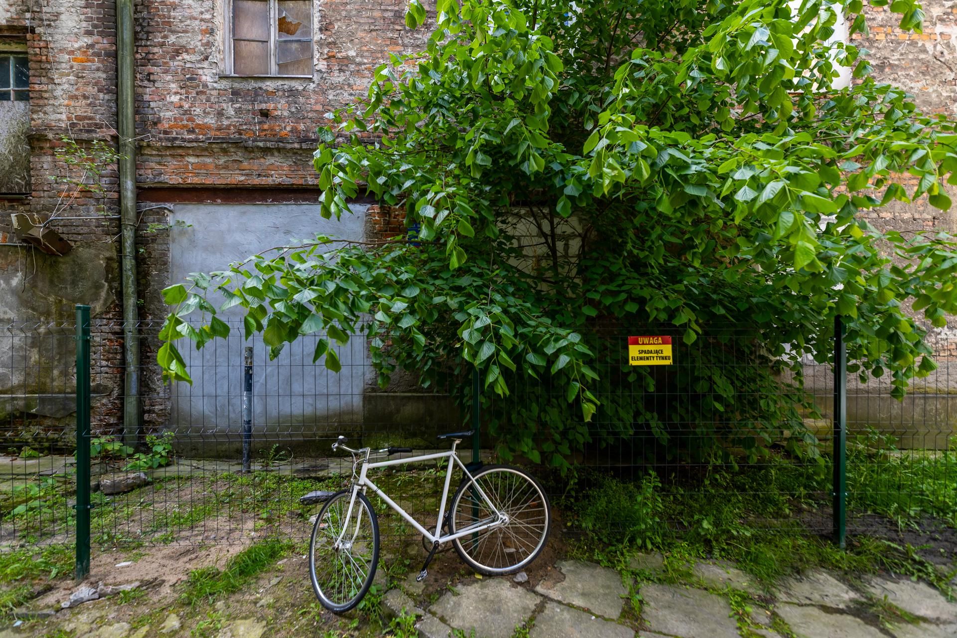 Kamienica przy ul. Węgierskiej 6 w Warszawie