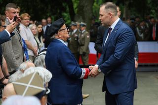 Prezydent i prezydent elekt oddali hołd powstańcom warszawskim