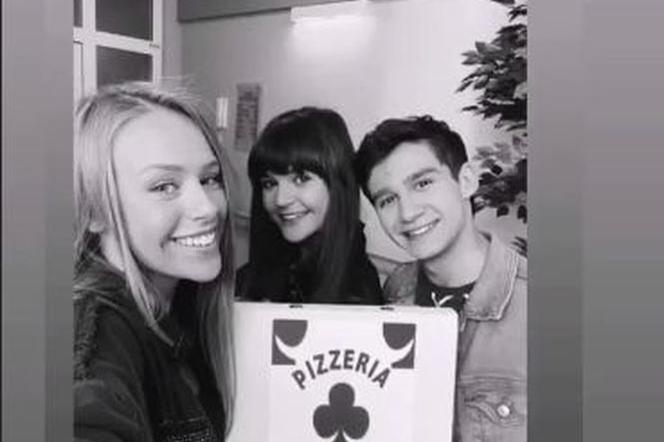 M jak miłość: Lilka (Monika Mielnicka), Mateusz (Krystian Domagała), Ewa (Jowita Chwałek)