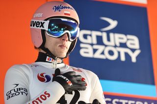 Skoki Ga-Pa NA ŻYWO gdzie oglądać TV transmisja TCS: skoki Garmisch-Partenkirchen dzisiaj 1.01.2023. Skoki w Nowy Rok gdzie oglądać konkurs z Ga-Pa w TV na żywo?