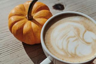 Fani już odliczają. Starbucks wprowadza Pumpkin Spice Latte. Znamy termin w Polsce