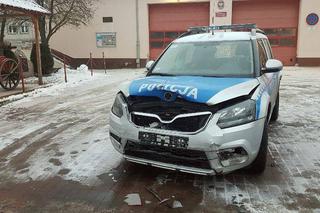 Trzebiatów: POŚCIG, płonące auto i czołowe zderzenie z radiowozem. Sceny jak z filmu akcji