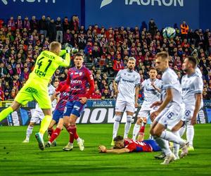 Raków Częstochowa kontra Lech Poznań 4:0. Tak bawili się kibice