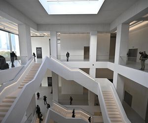 Wanny, buty i manekiny za 851 tys. zł? Ale sztuka! „To jedna z najbardziej wpływowych artystek na świecie”