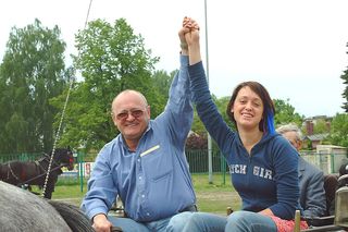 Tak Mateusz i Matylda Damięccy wspominali swojego tatę w Dzień Ojca. Każde po swojemu