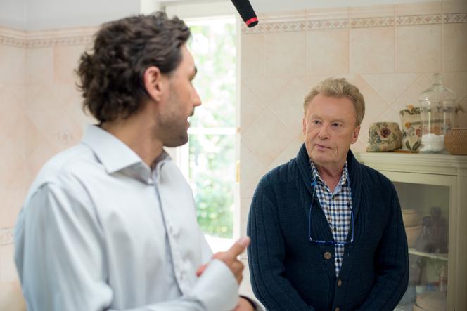 Lekarze 5 sezon odc. 3. Gustaw Keller (Daniel Olbrychski), Andrzej (Piotr Jankowski)