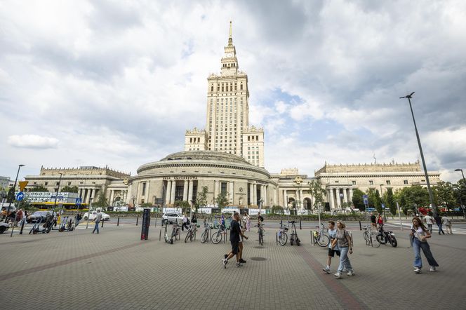 Pamiątki z Pałacu Kultury i Nauki. Historia budynku w przedmiotach 