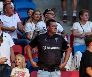 Górnik Zabrze liderem Ekstraklasy po wygranej z Widzewem. Zadecydował gol w końcówce