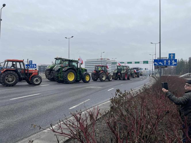 Rolnicy protestują. Utrudnienia na drogach w całej Polsce