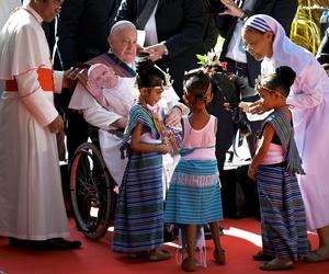 Tak kochają papieża Franciszka. Całe miasto opustoszało, wszyscy idą na mszę. Może być niemal milion osób!