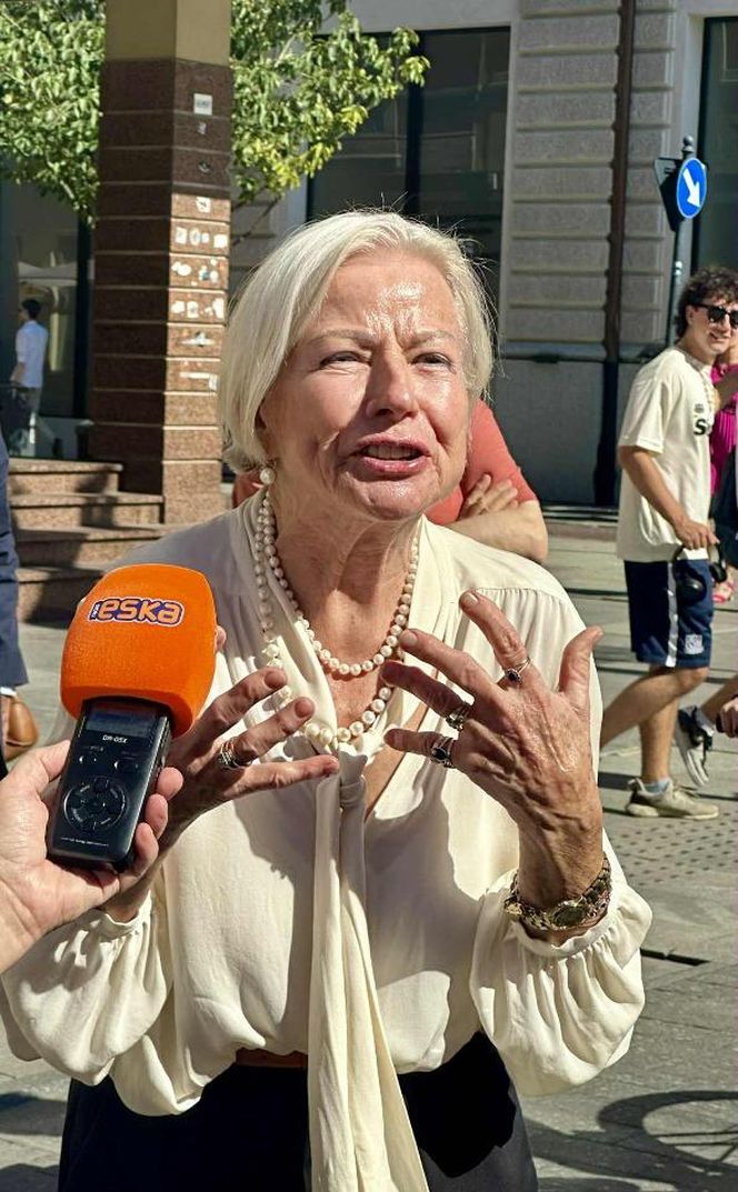 Łódź doceniła Bożenę Dykiel. Aktorka odsłoniła swoją gwiazdę na słynnej Alei Gwiazd [GALERIA] 