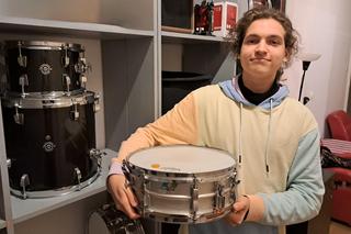 Tymon Łuszcz z Tarnowa zdobył Grand Prix konkursu Young Drum Hero!