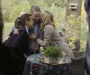 M jak miłość po wakacjach. Magda (Anna Mucha), Julia (Marta Chodorowska), Nadia (Mira Fareniuk)