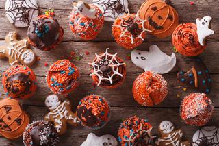 Ciasteczka na Halloween. Jak udekorować słodycze na Halloween?