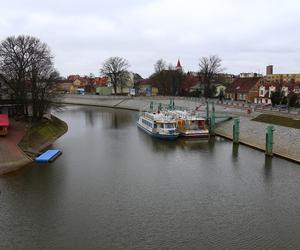 Rejsy po Odrze. Ile trwają i ile kosztują? Statki we Wrocławiu, Szczecinie i innych