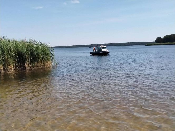 Tragedia nad Zalewem Sulejowskim. Nie żyje 15-letni Kacper. Szkoła żegna swojego ucznia [ZDJĘCIA]