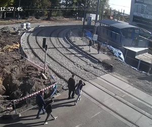 Chorzów: Dwoje nastolatków potrąconych przez tramwaj. Policja opublikowała nagranie