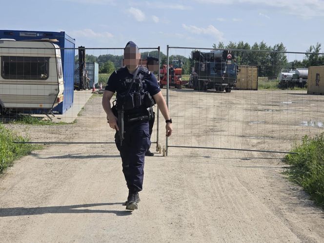 Broń i amunicja znaleziona 25 km od granicy z Ukrainą. MSWiA odpowiada. "Potwierdzam informację"
