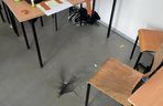 Wybuch w szkole! Telefon eksplodował w plecaku ucznia.