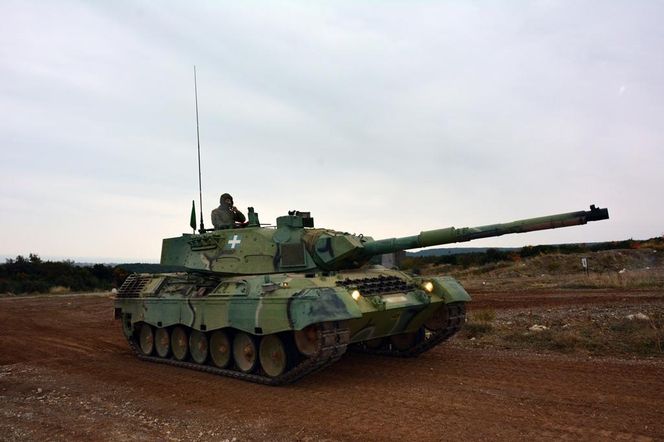 Ponad 400 nowych wozów bojowych i modernizacja czołgów. Niemcy kuszą Grecję