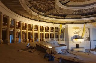 Rusza remont Sali Kongresowej w Warszawie. Teraz jest w opłakanym stanie, mamy zdjęcia 