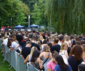 Gigantyczne kolejki przed stadionem. Tak fani czekali na koncert Dawida Podsiadło