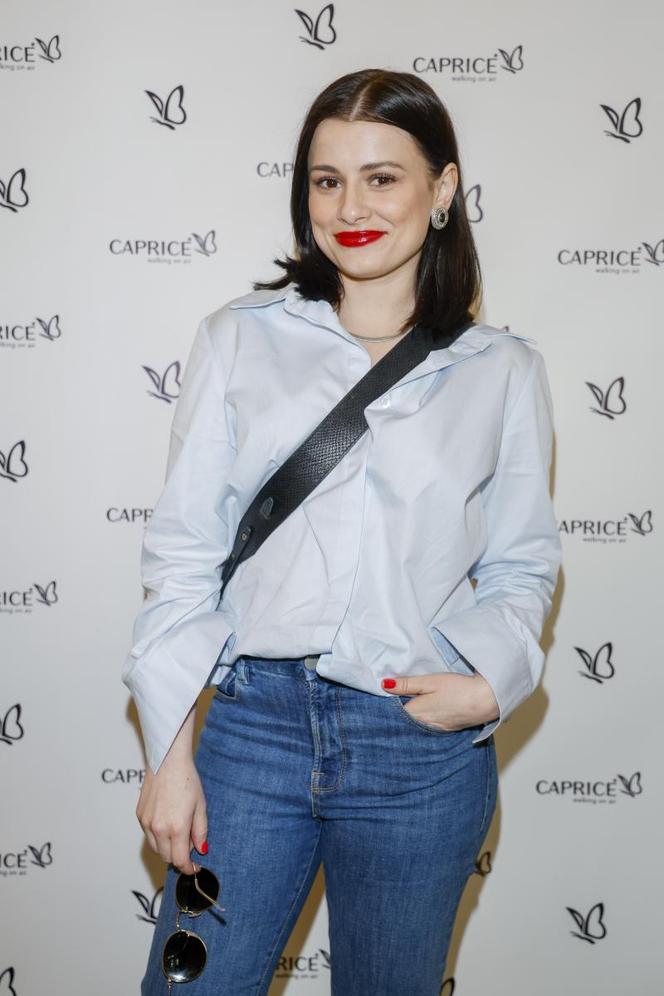 Gwiazdy pozują z butami. Więdłocha ma nową fuchę, Andrzejewicz w ogromnej marynarce, Kostka jak pani wiosna