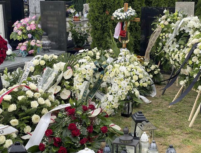 Grób harcerza Dominika utonął w kwiatach