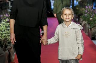 Aktorki, wokalistki i dziennikarki zadały szyku w pokazie mody Gwiazdy Dzieciom