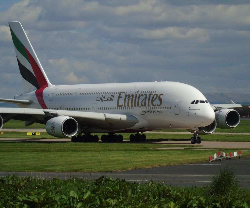 Linie Emirates zwiększają liczbę połączeń z Londynem przed sezonem zimowym