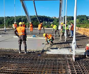 Budowa wiaduktu w Starachowicach. Wykonano już 60 procent prac 