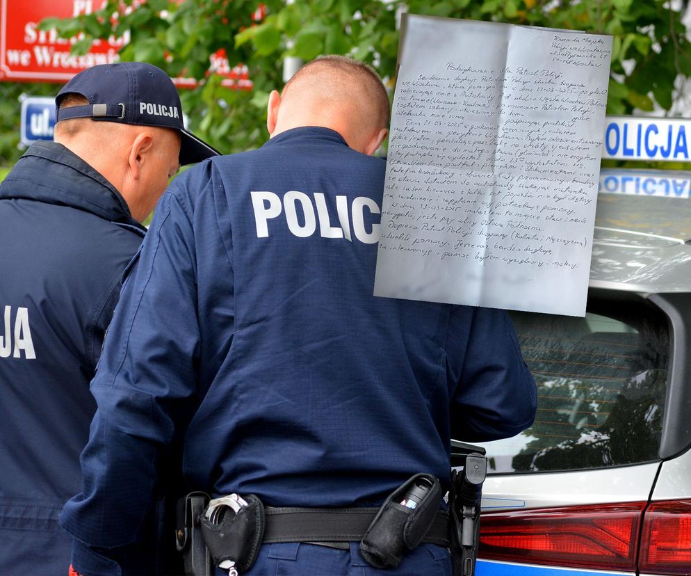 Żaden kierowca nie pomógł mieszkańcowi Wrocławia. Zatrzymali się tylko policjanci 