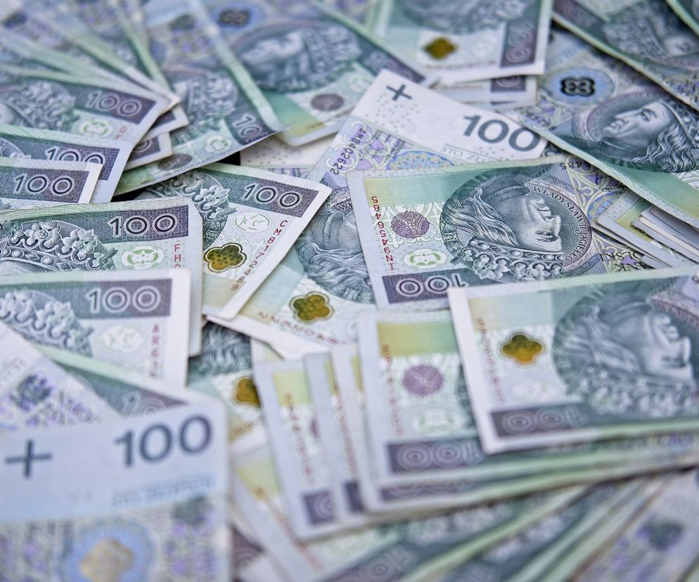 47-latka straciła blisko 28 tysięcy złotych. Uważajcie na fałszywe oferty pracy!