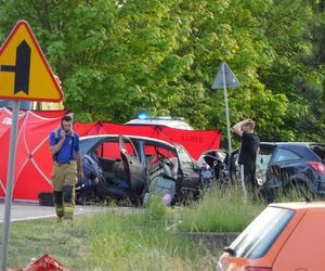 Wypadek na łuku drogi pod Warszawą. Zginął obywatel Ukrainy