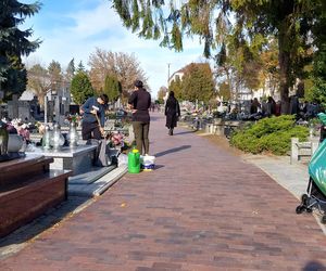 Przygotowania do Wszystkich Świętych Zamość