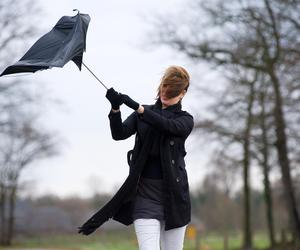 Drastyczna zmiana pogody. Wichury do 130 km/h to nie wszystko! 