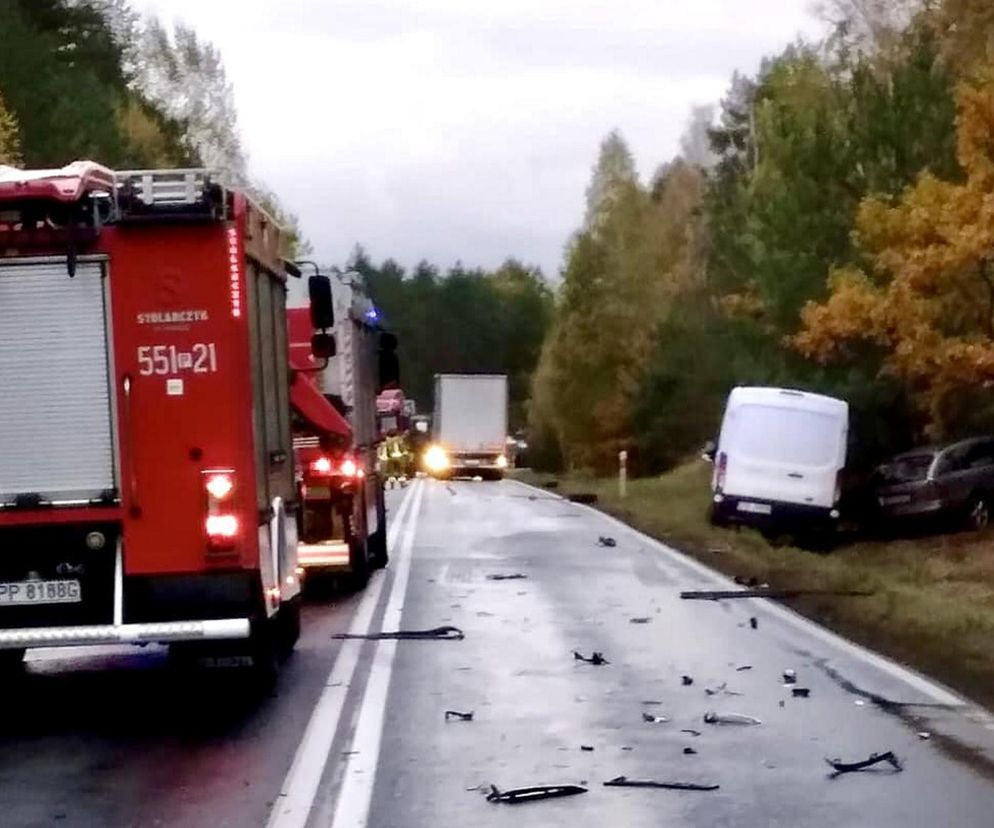 Piła. Karambol na drodze krajowej nr 10. Trasa jest zablokowana 