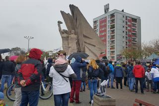 Mieszkańcy Dąbrowy Górniczej bronią pomnika