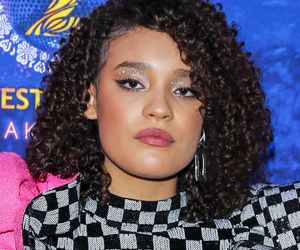 Sara James ma 17 lat i... szokuje wyglądem! Zobacz wszystkie metamorfozy