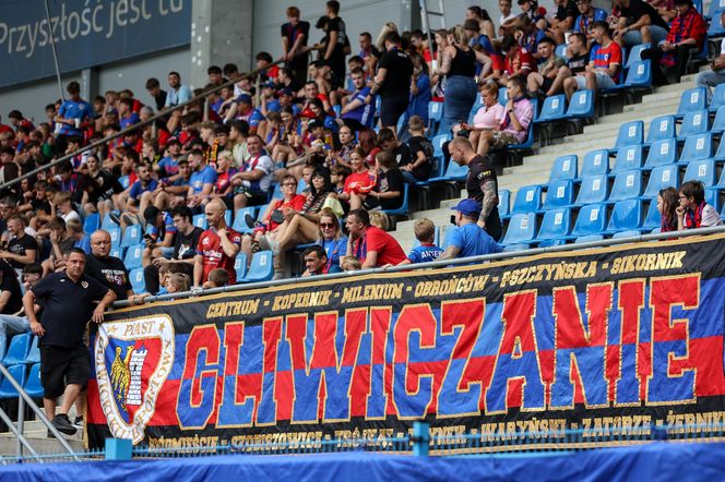 Kibice na meczu Piast Gliwice - Górnik Zabrze