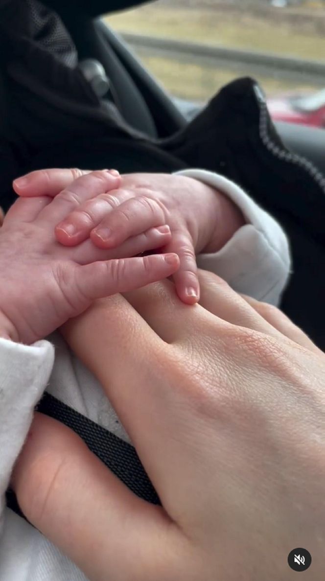 Anna Mrozowska (Renata z "Barw szczęścia) ze swoim dzieckiem