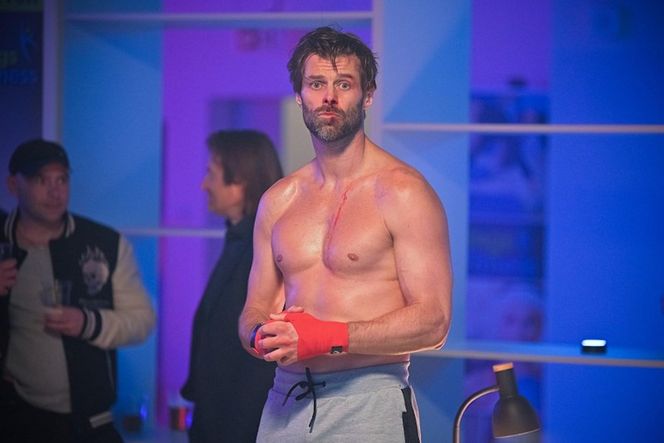 Pierwsza miłość. fałszywy ksiądz Bruno (Konrad Jałowiec)